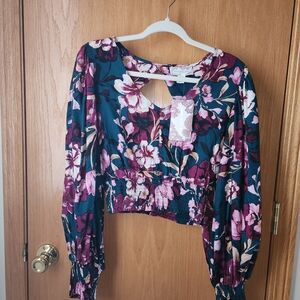 NWT $50 ✴️Band Of The Free✴️ Floral Keyhole Blouse in Teal Purple and Pink